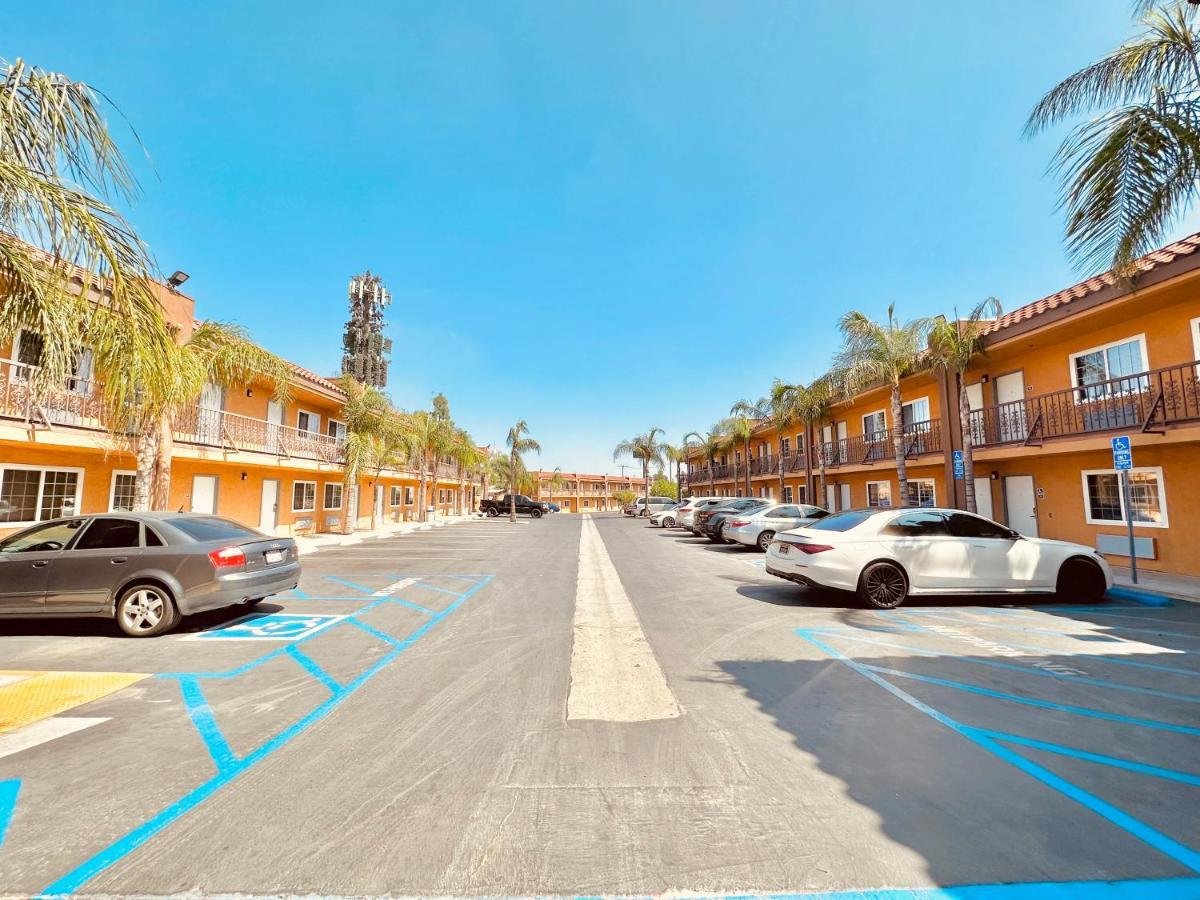 Express Inn & Suites Ontario Airport Exterior photo